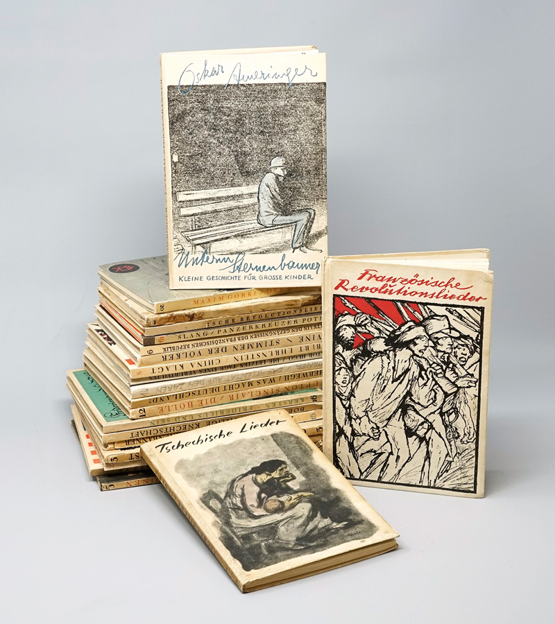 Lot 3230, Auction  125, Malik-Bücherei, Bände. 1-13, 15-17, 19 und 20. Berlin, Malik, 1924-1926