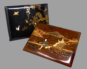 Lot 642, Auction  126, Japanische Lackdeckel, Lackeinbanddeckel mit Maki-e-Dekoren in Gold und Farben