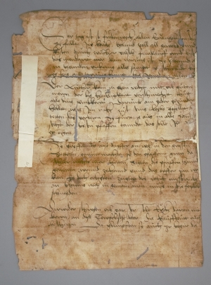 Los 1003 - Magdeburger Stadtrecht - 2 Fragmente. Gotische Textura in Braunschwarz und Rot. Spiegelabklatsch - 3 - thumb