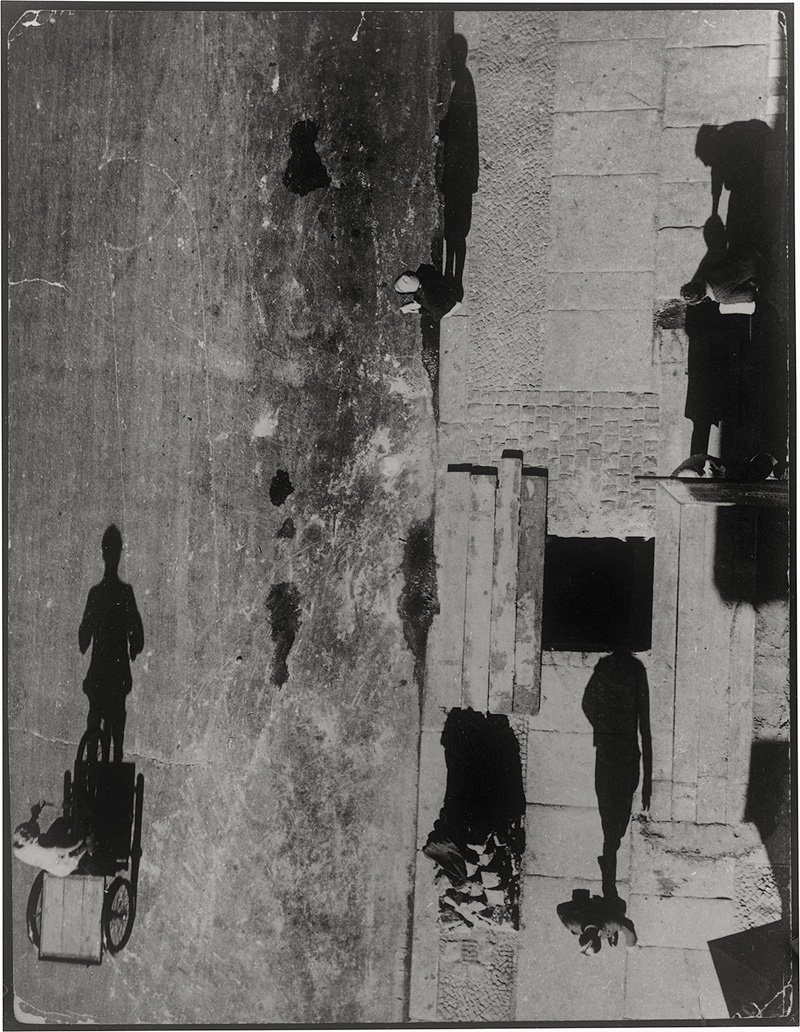 Lot 4236, Auction  126, Umbo, Unheimliche Straße